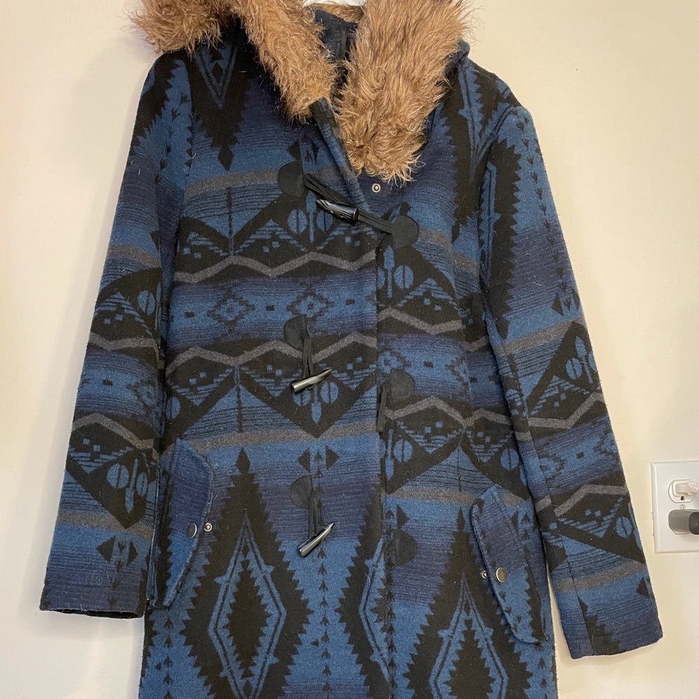 BB Dakota Aztec coat